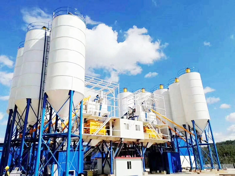 在日常中如何维护混凝土搅拌站